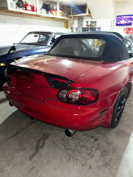 2001 Mazda NB MX-5 Miata - Image 3 of 10