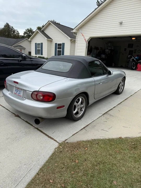2001 Mazda NB MX-5 Miata - Image 13 of 20