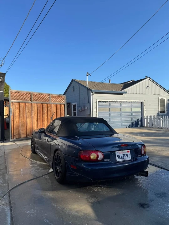 2001 Mazda NB MX-5 Miata - Image 2 of 7