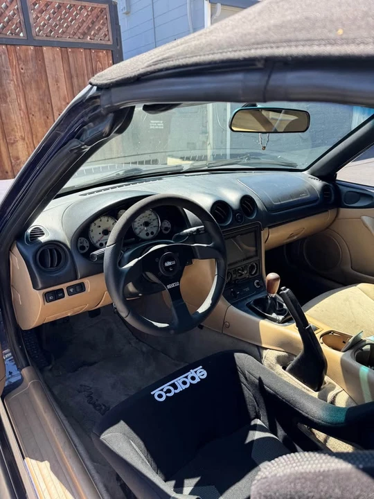 2001 Mazda NB MX-5 Miata - Image 3 of 7