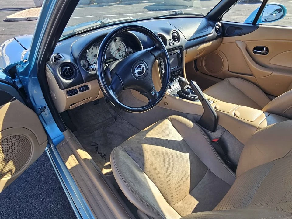 2001 Mazda NB MX-5 Miata - Image 5 of 8