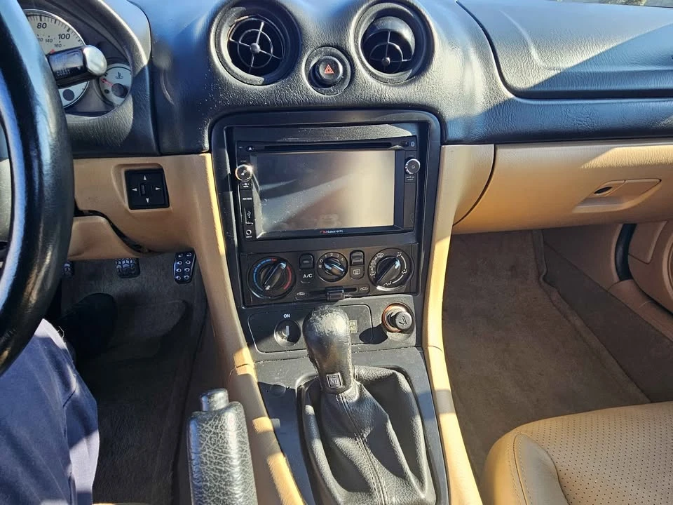 2001 Mazda NB MX-5 Miata - Image 6 of 8