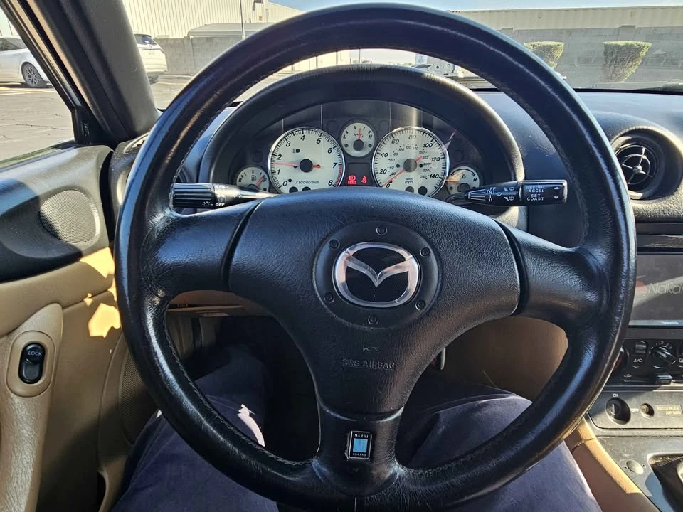 2001 Mazda NB MX-5 Miata - Image 7 of 8