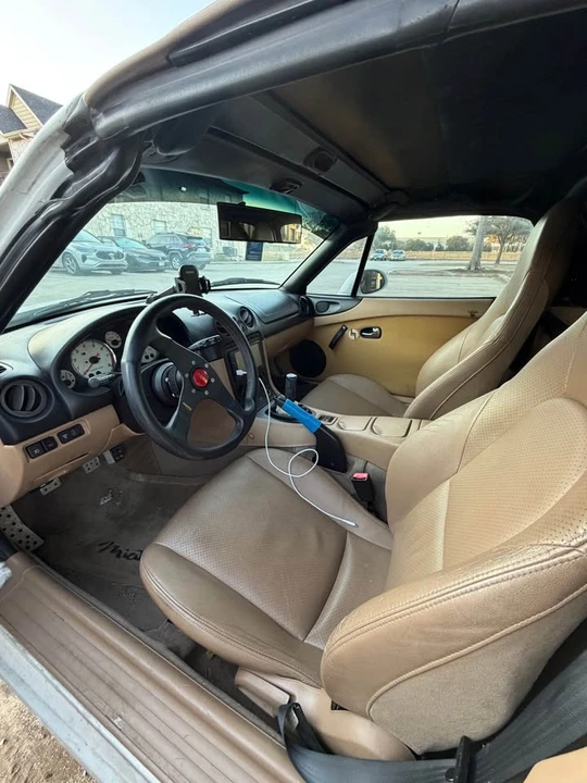 2001 Mazda NB MX-5 Miata - Image 4 of 4