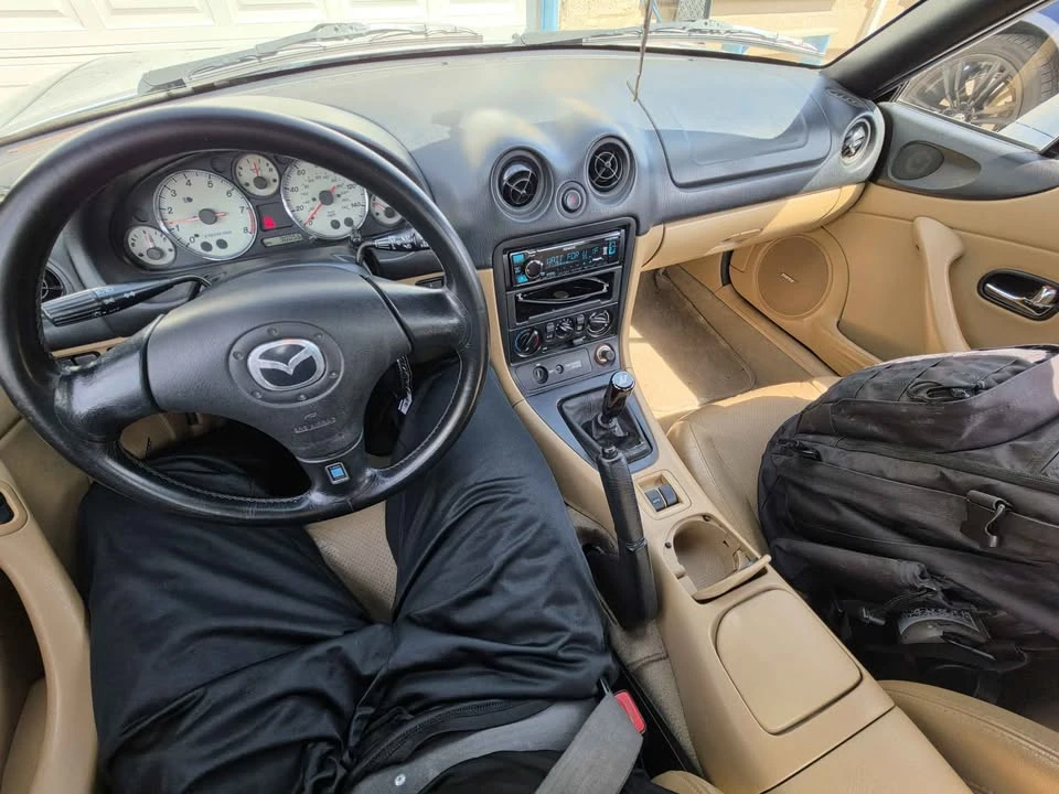 2001 Mazda NB MX-5 Miata - Image 7 of 9