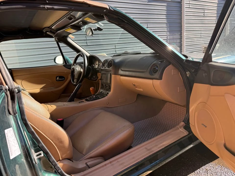 2001 Mazda NB MX-5 Miata - Image 13 of 17