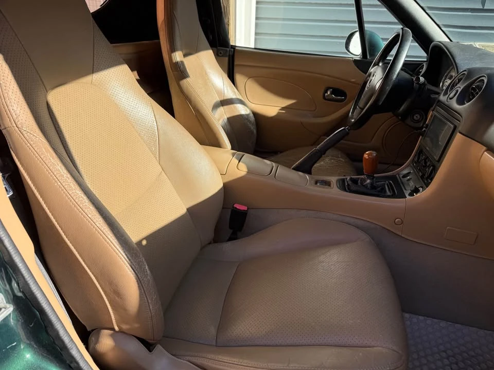 2001 Mazda NB MX-5 Miata - Image 14 of 17