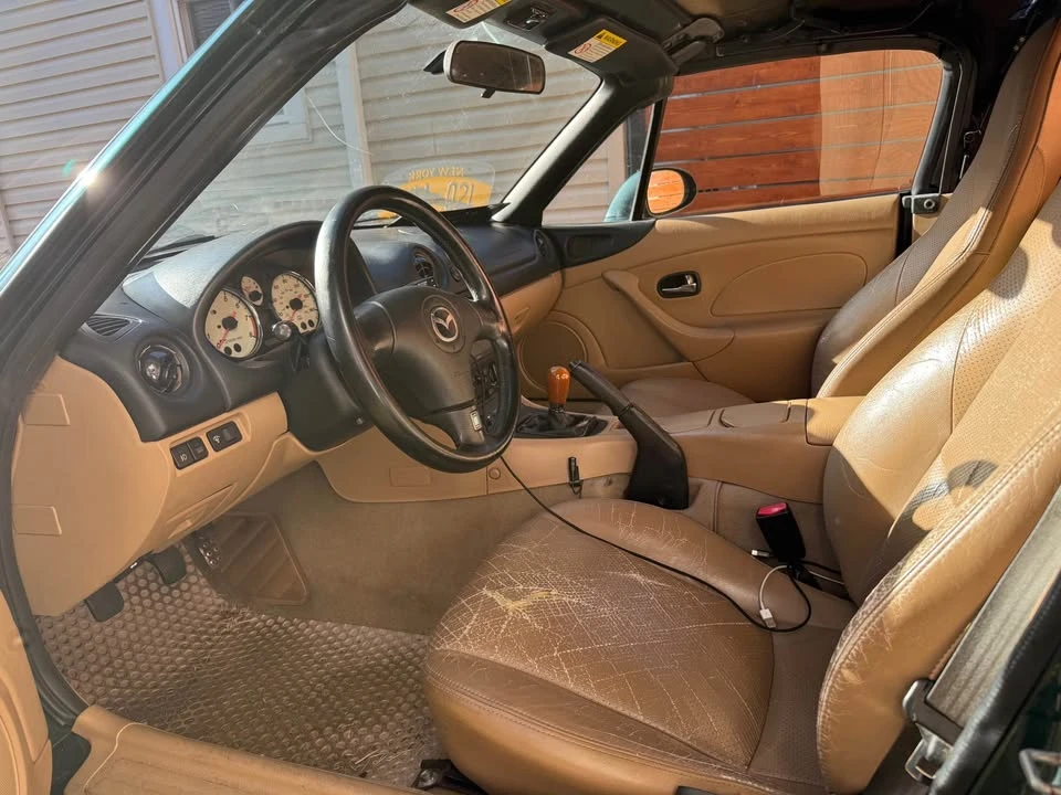 2001 Mazda NB MX-5 Miata - Image 16 of 17