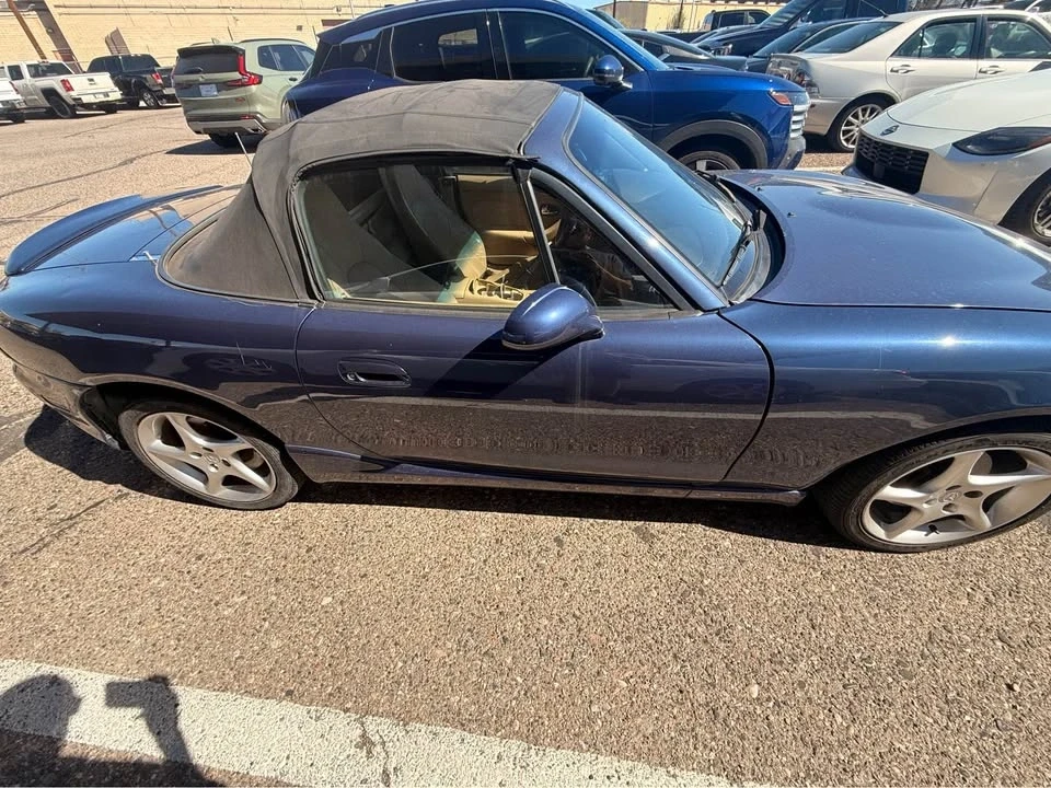 2001 Mazda NB MX-5 Miata - Image 7 of 8