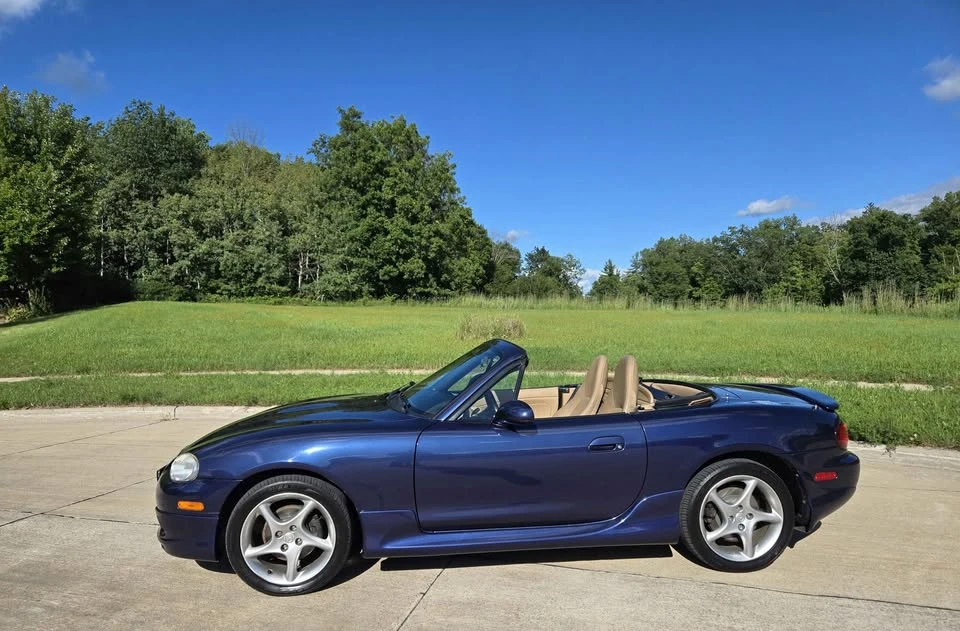 2001 Mazda NB MX-5 Miata - Image 3 of 15