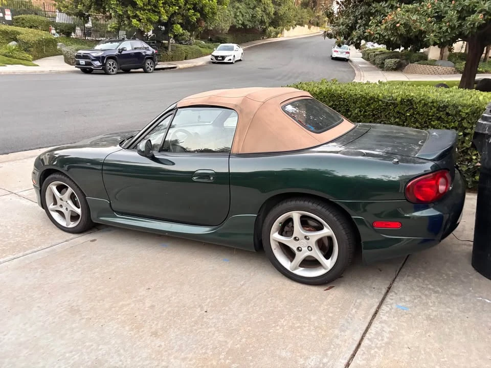 2001 Mazda NB MX-5 Miata - Image 16 of 16
