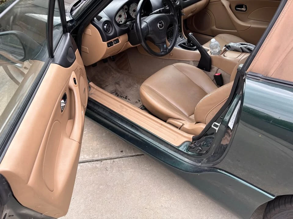 2001 Mazda NB MX-5 Miata - Image 15 of 16