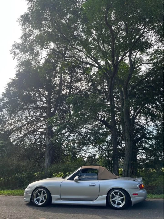 2001 Mazda NB MX-5 Miata - Image 2 of 5