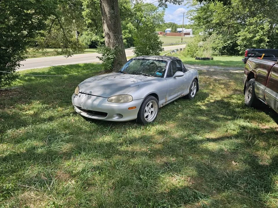 2001 Mazda NB MX-5 Miata - Image 8 of 8