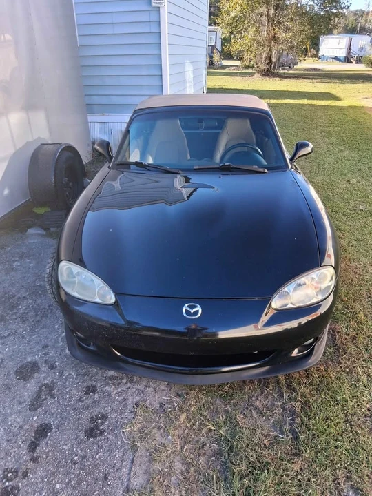 2001 Mazda NB MX-5 Miata - Image 9 of 10