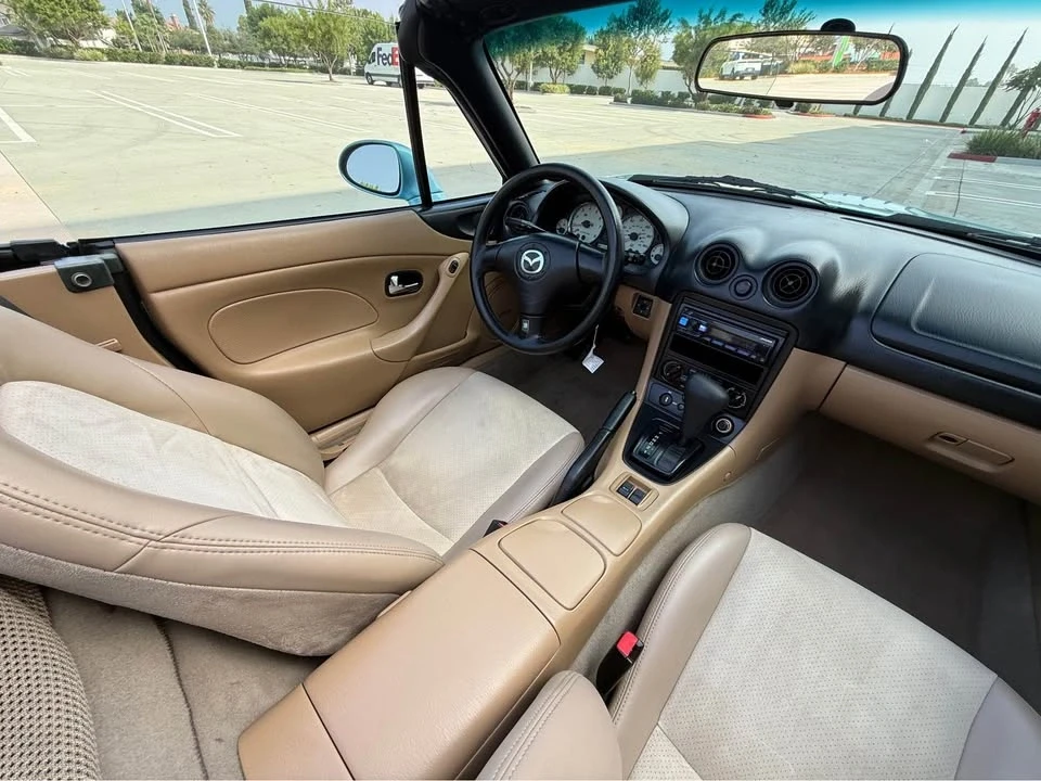 2001 Mazda NB MX-5 Miata - Image 10 of 13