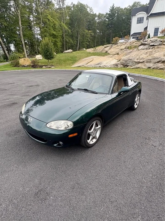 2001 Mazda NB MX-5 Miata - Image 2 of 4