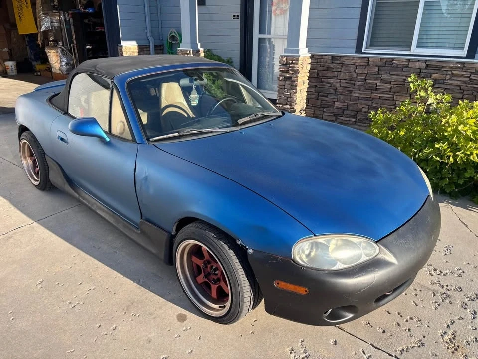 2001 Mazda NB MX-5 Miata - Image 3 of 7