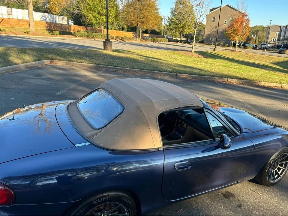2001 Mazda NB MX-5 Miata - Image 14 of 15