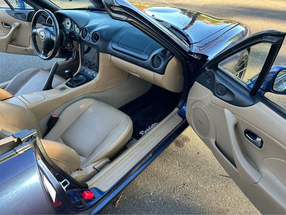 2001 Mazda NB MX-5 Miata - Image 13 of 15