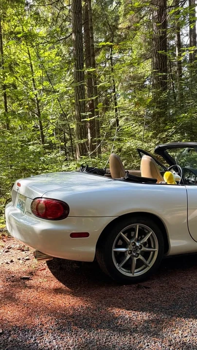 2001 Mazda NB MX-5 Miata - Image 4 of 10