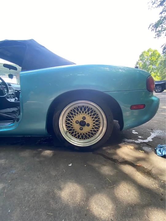 2001 Mazda NB MX-5 Miata - Image 11 of 16
