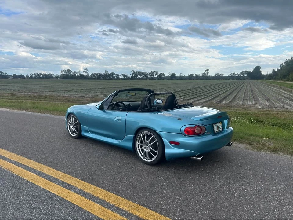2001 Mazda NB MX-5 Miata - Image 9 of 17