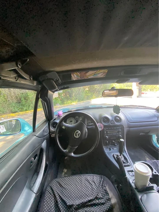 2001 Mazda NB MX-5 Miata - Image 14 of 16