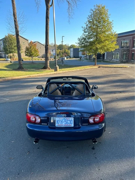 2001 Mazda NB MX-5 Miata - Image 7 of 15