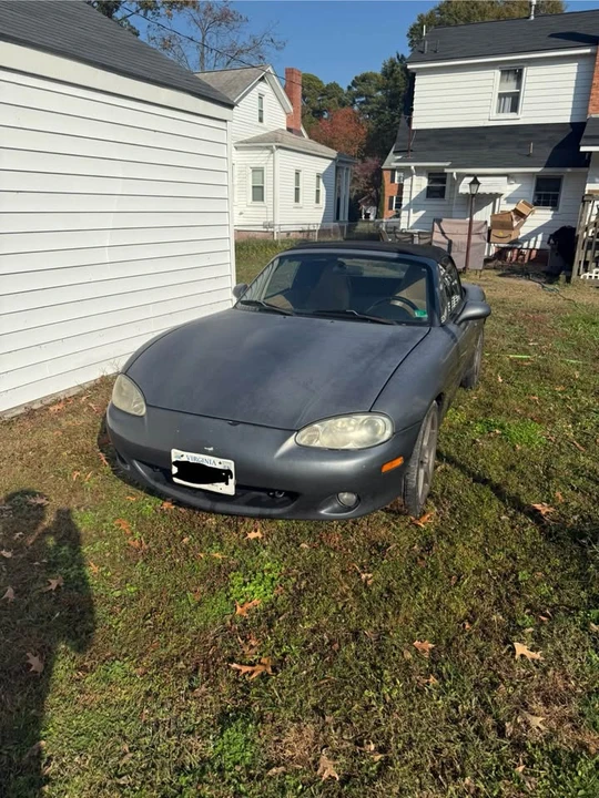 2001 Mazda NB MX-5 Miata - Image 2 of 4