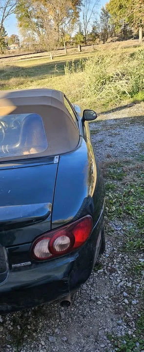 2001 Mazda NB MX-5 Miata - Image 5 of 5