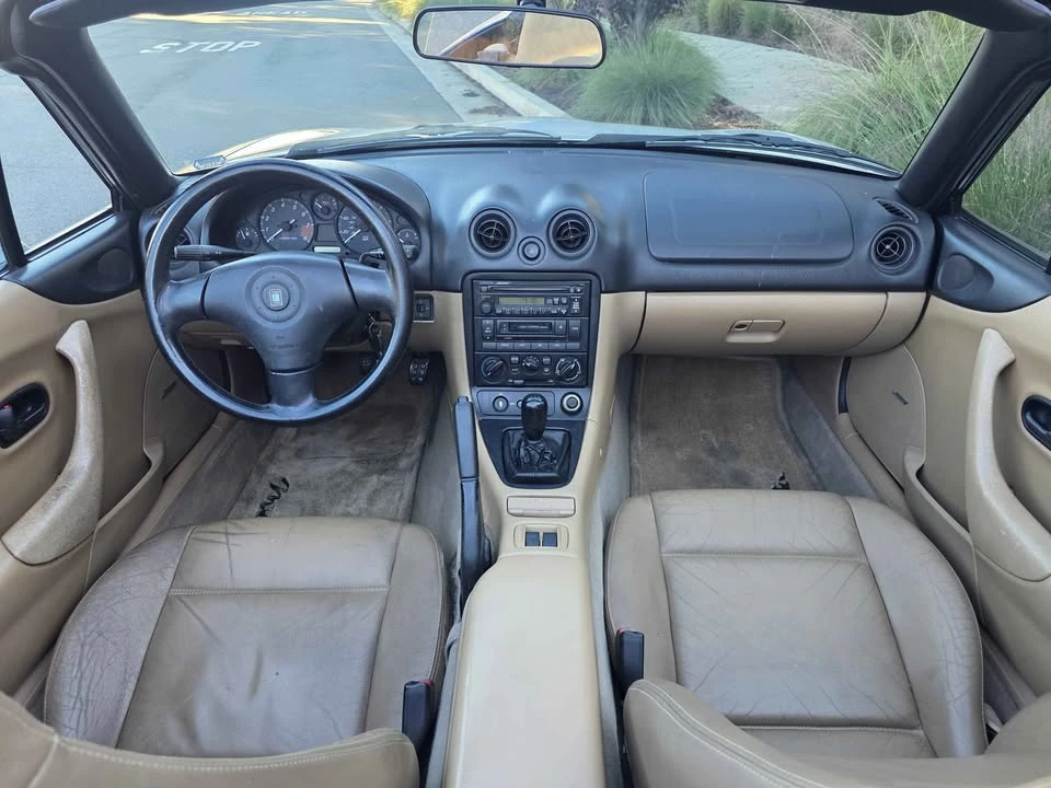 2001 Mazda NB MX-5 Miata - Image 6 of 13