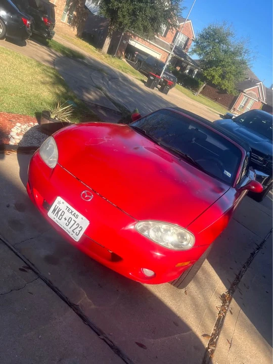 2001 Mazda NB MX-5 Miata - Image 3 of 8