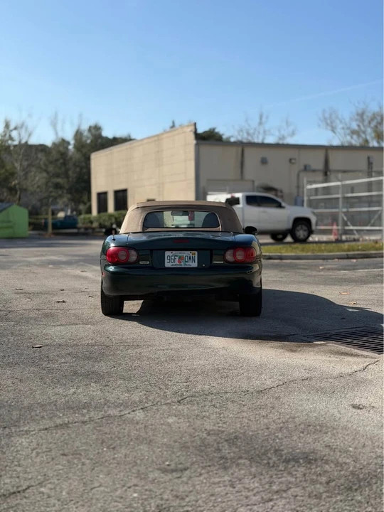 2001 Mazda NB MX-5 Miata - Image 6 of 20