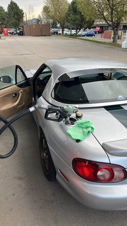 2001 Mazda NB MX-5 Miata - Image 3 of 18
