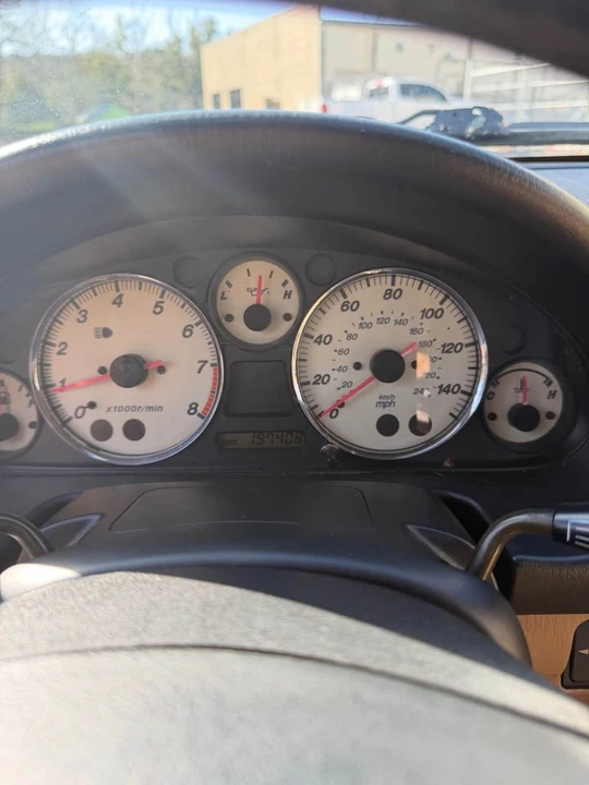2001 Mazda NB MX-5 Miata - Image 17 of 20
