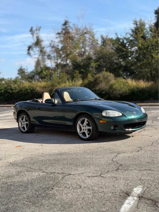 2001 Mazda NB MX-5 Miata - Image 2 of 20