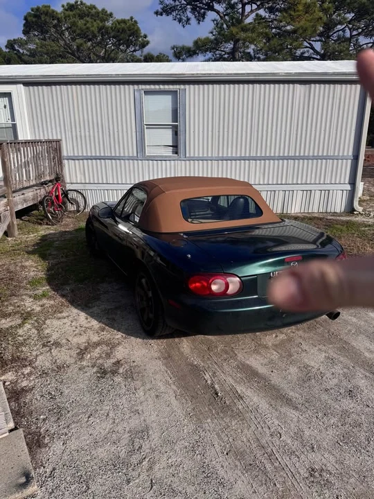 2001 Mazda NB MX-5 Miata - Image 2 of 5