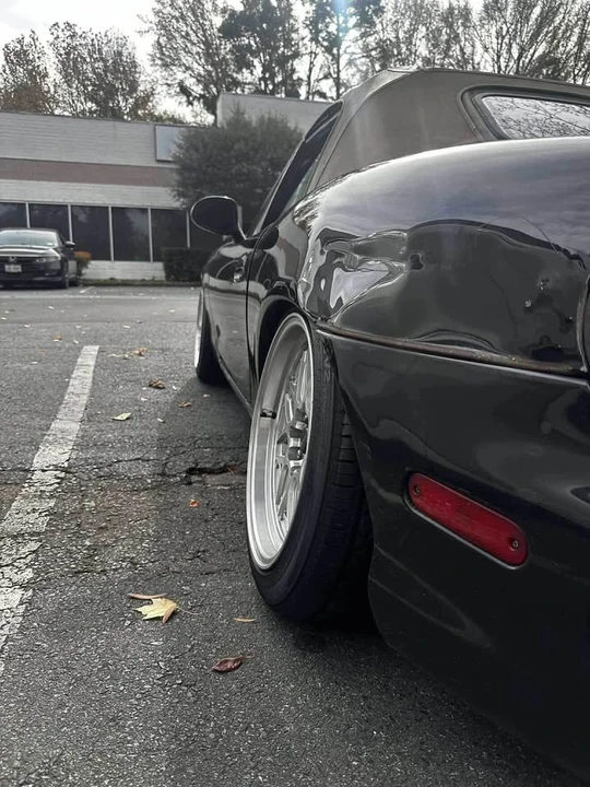 2001 Mazda NB MX-5 Miata - Image 2 of 3