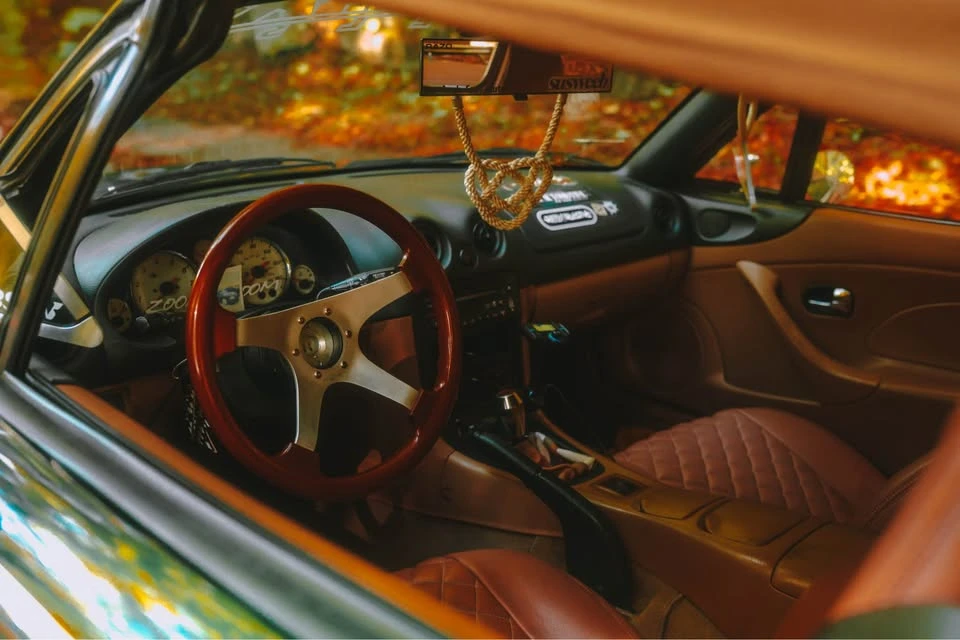 2001 Mazda NB MX-5 Miata - Image 6 of 8