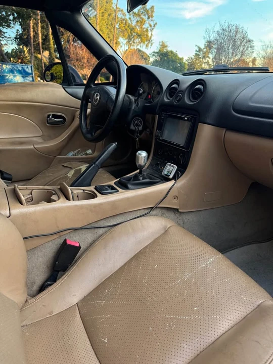 2001 Mazda NB MX-5 Miata - Image 6 of 9