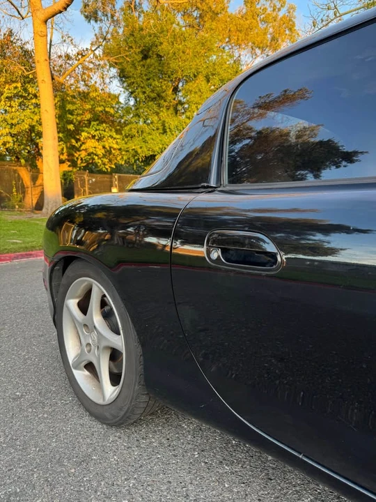 2001 Mazda NB MX-5 Miata - Image 5 of 9