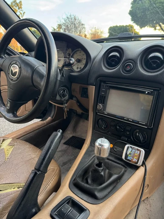 2001 Mazda NB MX-5 Miata - Image 8 of 9