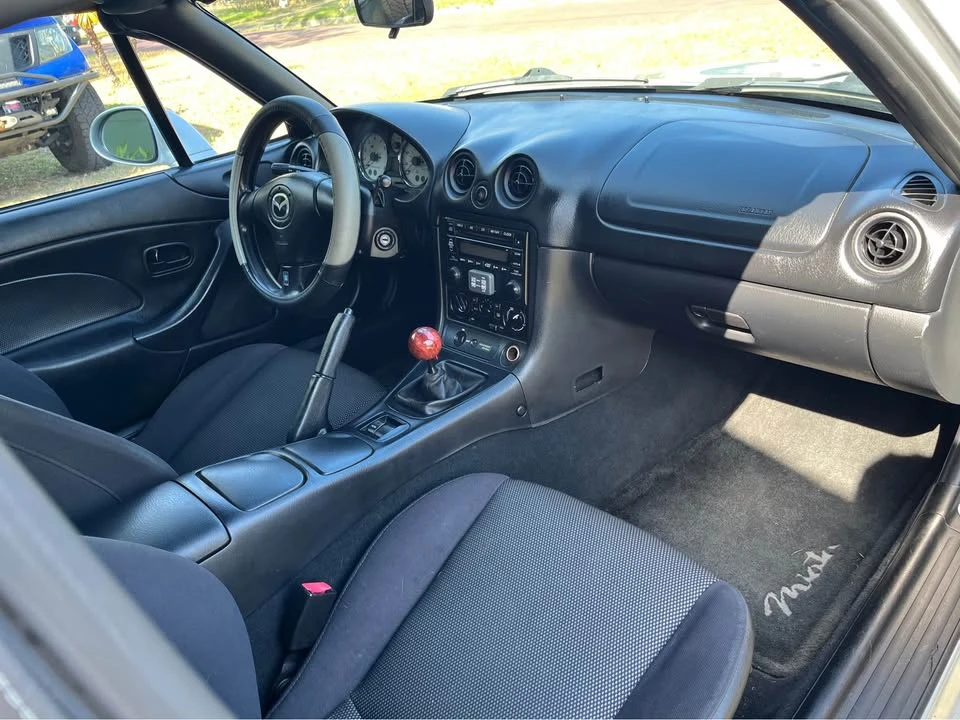 2001 Mazda NB MX-5 Miata - Image 8 of 10
