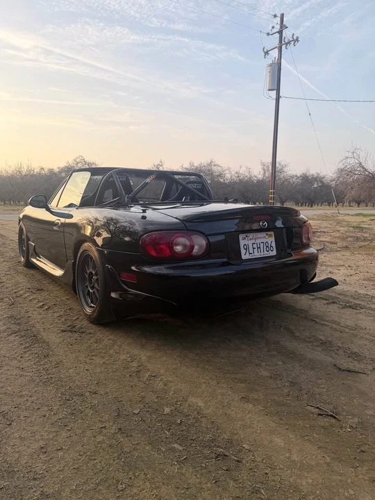 2001 Mazda NB MX-5 Miata - Image 4 of 9