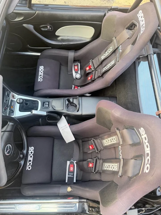 2001 Mazda NB MX-5 Miata - Image 5 of 9