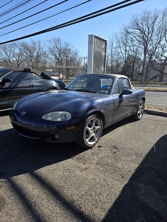 2001 Mazda NB MX-5 Miata - Image 10 of 18