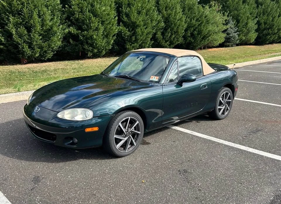 2001 Mazda NB MX-5 Miata - Image 2 of 11