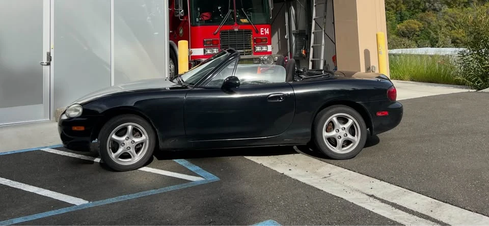 2001 Mazda NB MX-5 Miata - Image 6 of 9