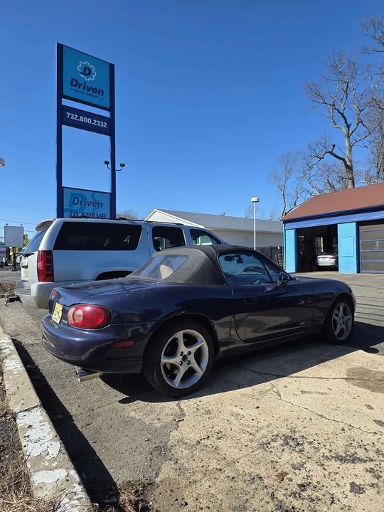 2001 Mazda NB MX-5 Miata - Image 5 of 18